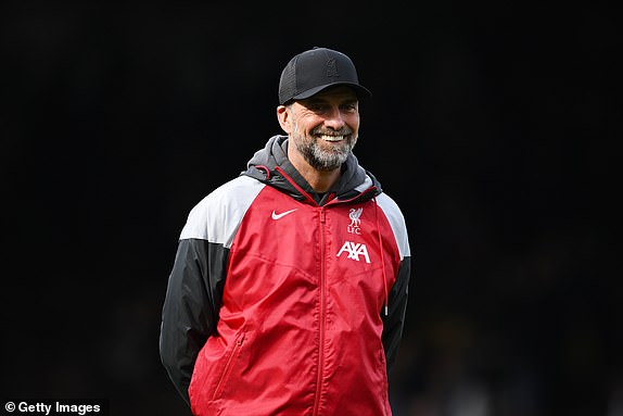 LONDON, ENGLAND – APRIL 21: Liverpool Manager Jurgen Klopp reacts as his team warms up ahead of the Premier League match between Fulham FC and Liverpool FC at Craven Cottage on April 21, 2024 in London, England.  (Photo by Justin Setterfield/Getty Images)