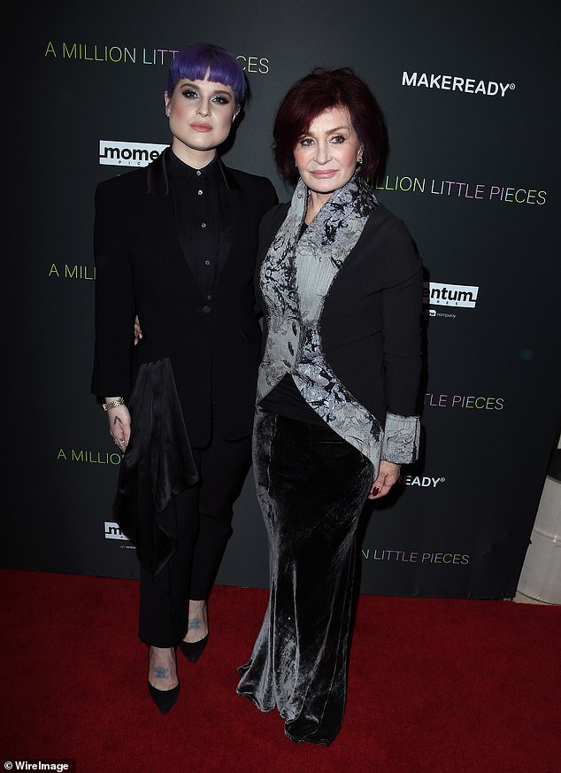 'I know everyone thinks I took Ozempic.  I have not used Ozempic.  I don't know where that came from.  My mother took Ozempic,” she told Extra in a new interview;  seen with mother Sharon Osbourne in 2019