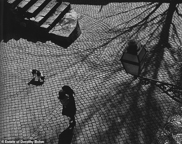 The scene at Castelo de S. Jorge in Lisbon, 1963