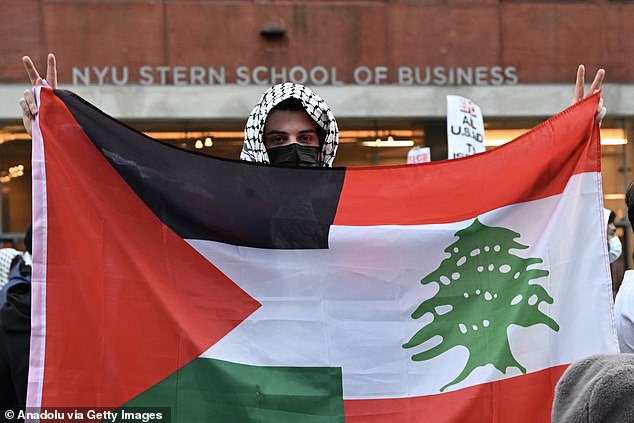 1713838344 106 NYPD cops descend on NYU anti Israel protest and start arresting