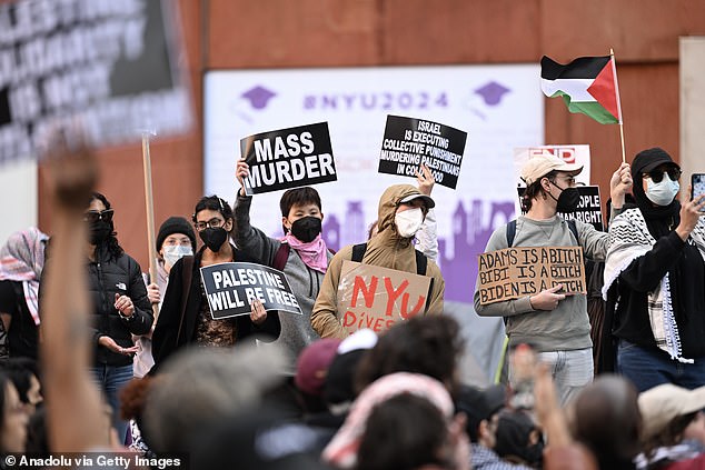 1713838348 220 NYPD cops descend on NYU anti Israel protest and start arresting