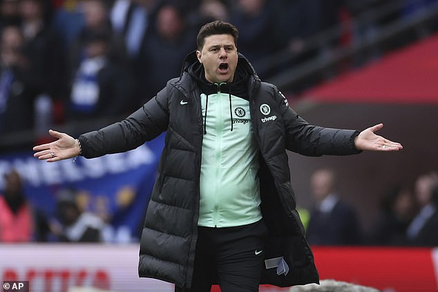 Gullit says Blues boss Mauricio Pochettino should take some of the blame for their poor season