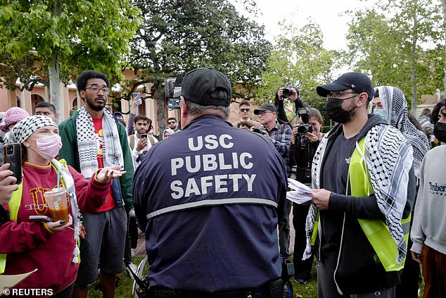 USC Public Safety official informs students to disperse Wednesday
