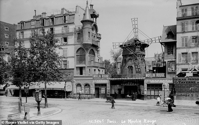 Moulin Rouge's World-famous Windmill Sails FALL OFF And Crash Onto The ...