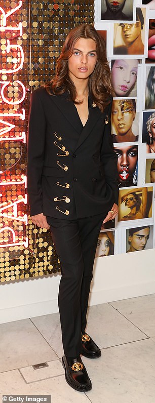 Damian Hurley imitated his mother Elizabeth in 2019 when he donned a blazer inspired by the 1994 Versace dress that made her famous