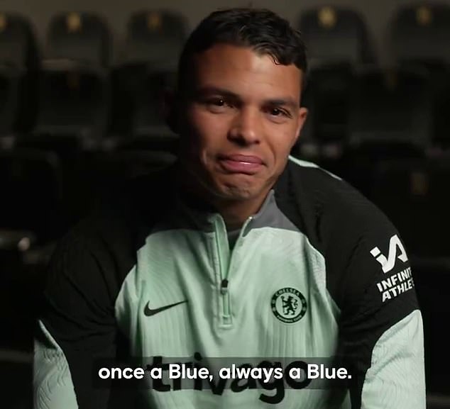 1714388310 999 Thiago Silva 39 breaks down in tears as he announces