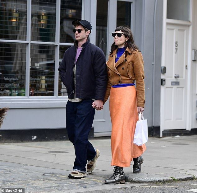 Andrew Garfield stepped out last week with his new girlfriend Dr.  Kate Tomas in London's Primrose Hill as they continue their blossoming new romance