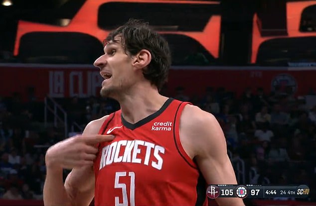 Houston's Boban Marjanovic missed a free throw on purpose to give the Clippers fans a free chicken