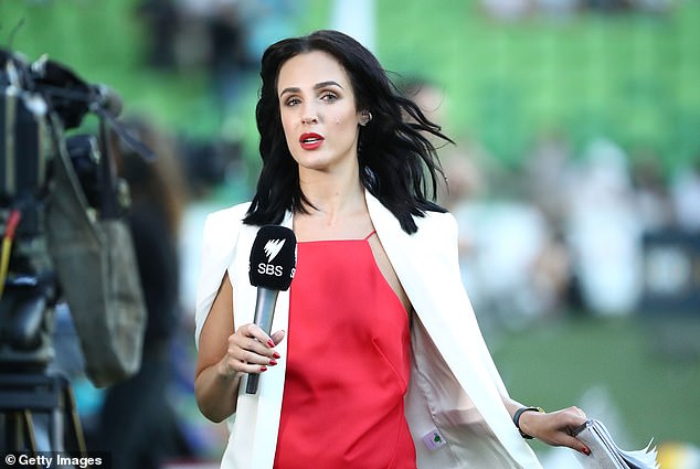 Lucy Zelic has shared her thoughts on the feud between Emma Hayes and Jonas Eidevall