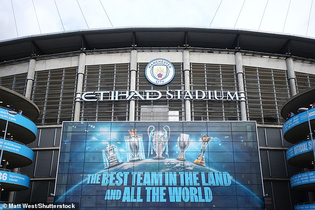 A big crowd is expected for the FA Youth Cup final between Man City and Leeds