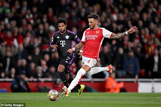 Ben White missed a glorious chance as Arsenal took a 1-0 lead against Bayern Munich