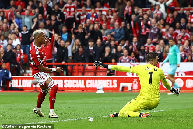 Nottingham Forest 2 2 Wolves Morgan Gibbs White scores against former club