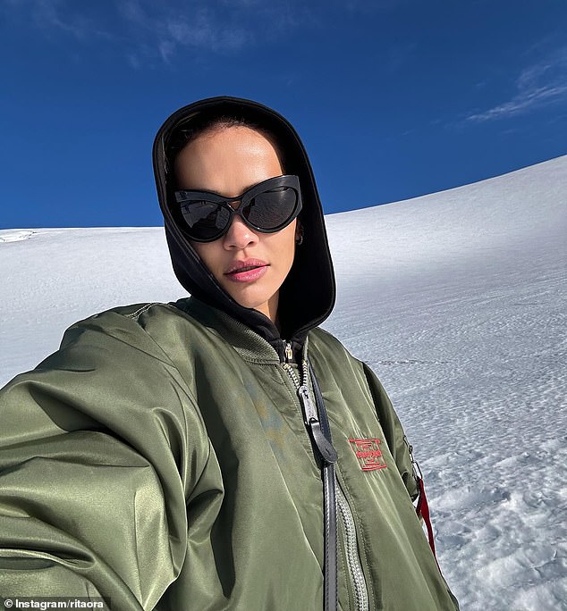 Rita gave insight into her travels and shared photos and videos of herself exploring the snow-capped mountains in Queenstown