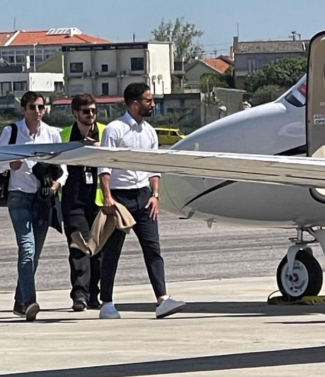 Ruben Amorim has reportedly been pictured boarding a plane to meet West Ham's owners