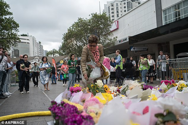 Bondi Junction's Oxford Street Mall has become a sea of ​​tributes to honor the victims of the Westfield stabbing