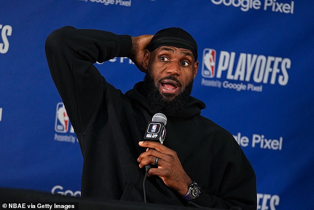 LeBron decided not to answer a question about his future with the Lakers after Monday night's loss