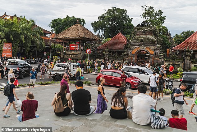 Many pointed out that one bad experience in Ubud shouldn't put travelers off Bali entirely and advised those planning a visit to find nearby, quieter towns in which to stay