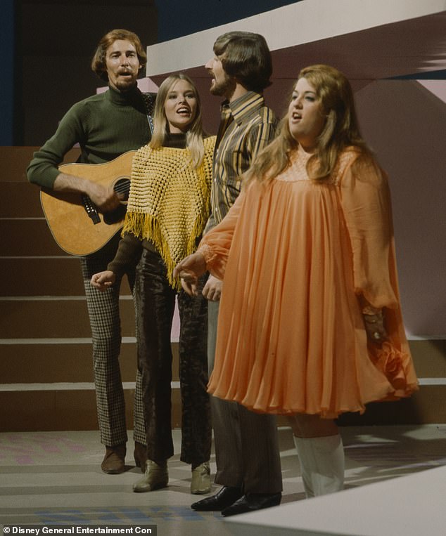 Owen was just seven years old when her mother died of a heart attack.  However, there are rumors that she died while eating a sandwich (The Mamas & The Papas performing in 1967)