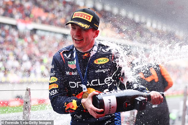 Mercedes is reportedly preparing for a world record offer to Max Verstappen