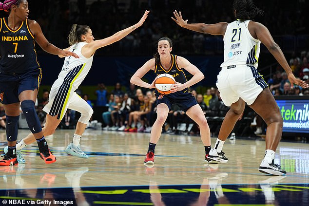 In Clark's first appearance in a preseason game, she scored 21 points in 28 minutes