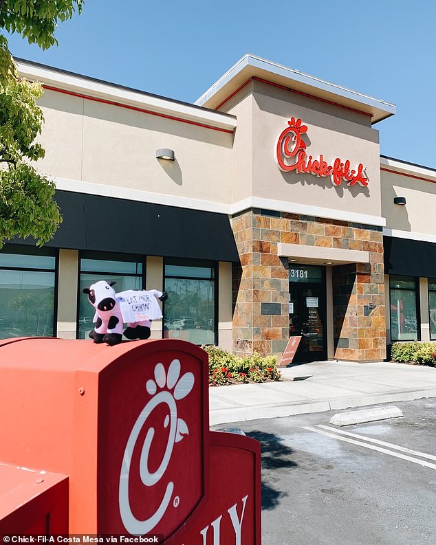 She waited for her order outside a Chic-Fil-A in Costa Mesa, California