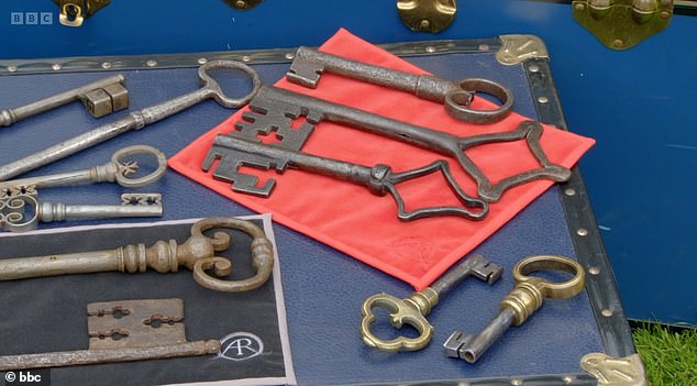 In the episode, which aired on Sunday, a guest brought in the huge number of keys he collected after receiving one from his grandfather as a child.