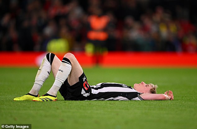 Gordon couldn't believe he wasn't awarded a penalty that could have given Newcastle the chance to take a 1-0 lead