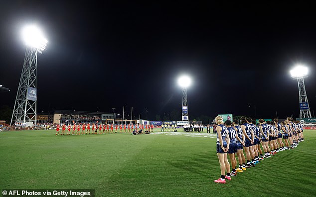 The traditional pre-match ceremony made way for a more modern version