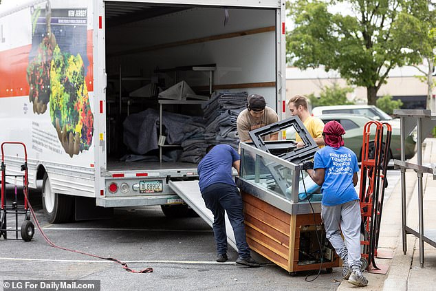 A lobster tank fits in the back of a truck in Maryland