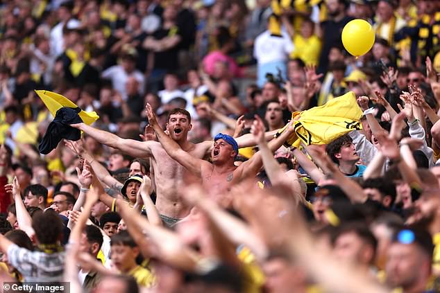 It was a day out in dreamland for the traveling Oxford United fans, who are finally back in the second division