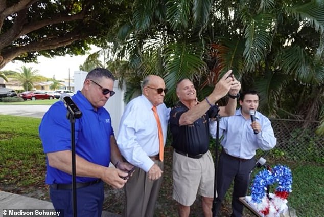 Giuliana poses for a selfie with members of a Frank Sinatra tribute act