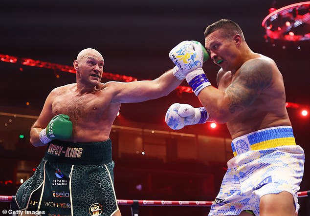 Fury started the fight well but began to fade as the heavyweight title fight progressed