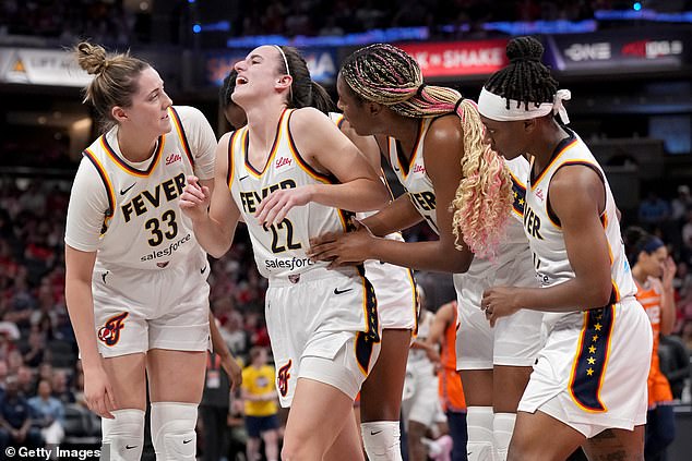 She limped off the field and back to the locker room, her teammates clearly concerned