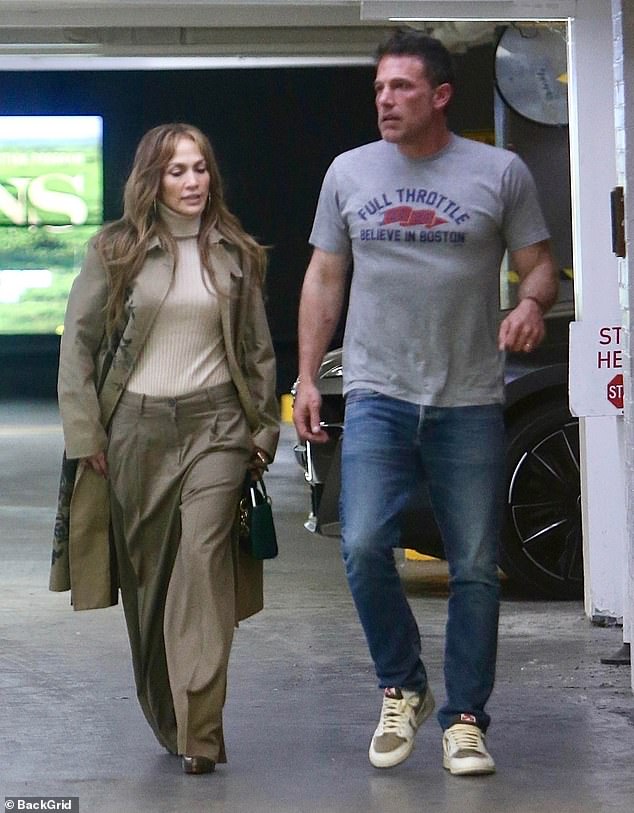 The 54-year-old entertainer and Affleck, 51, are seen in Los Angeles on Sunday, presenting a united front amid recent divorce rumors