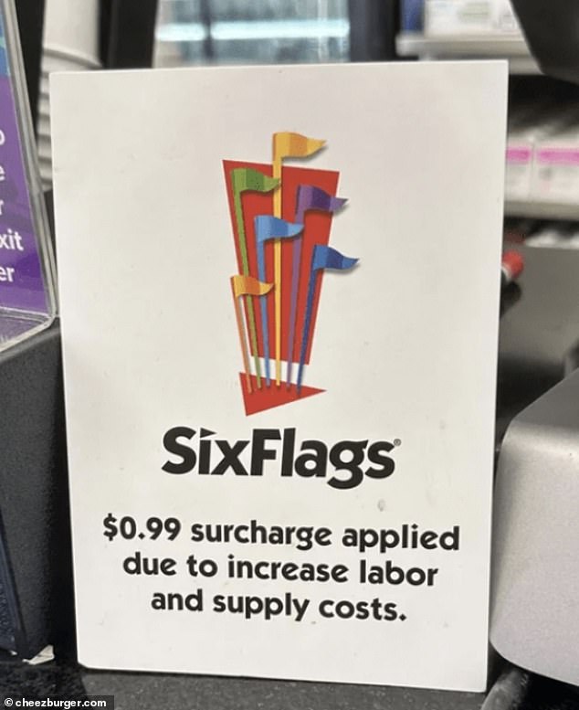 An amusement park in the US decided to charge customers a surcharge due to 'delivery costs' and 'more labor'