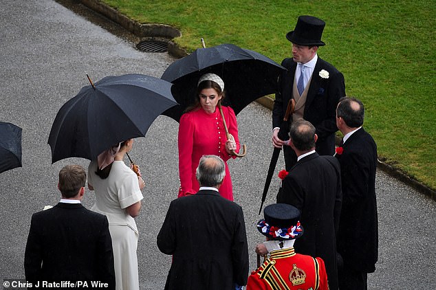 1716306770 805 Prince William is joined by Princess Beatrice for his first