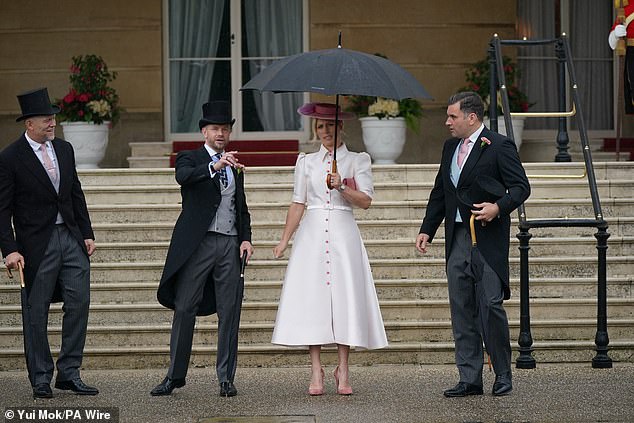 1716306772 607 Prince William is joined by Princess Beatrice for his first