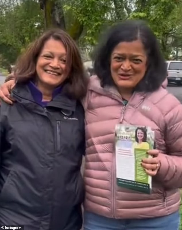 Susheela Jayapal (left) with her sister Rep.  Jayapal on campaign