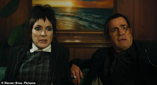Lydia and Rory (Justin Theroux) are dumped in an office where they come face to face with Beetlejuice