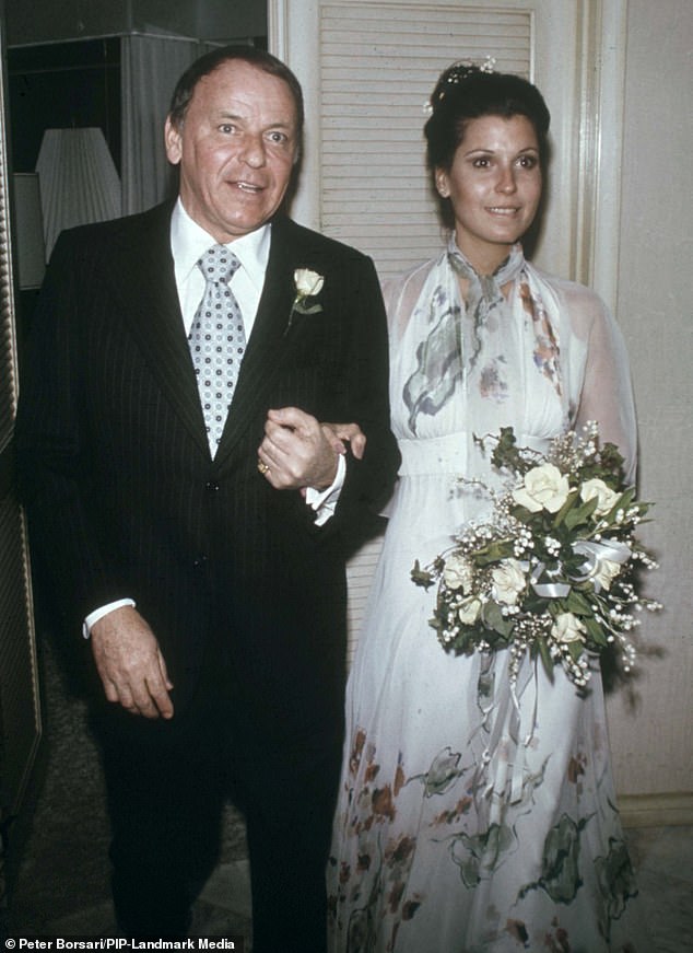 Frank Sinatra (left) and his daughter Tina Sinatra (right) at her wedding