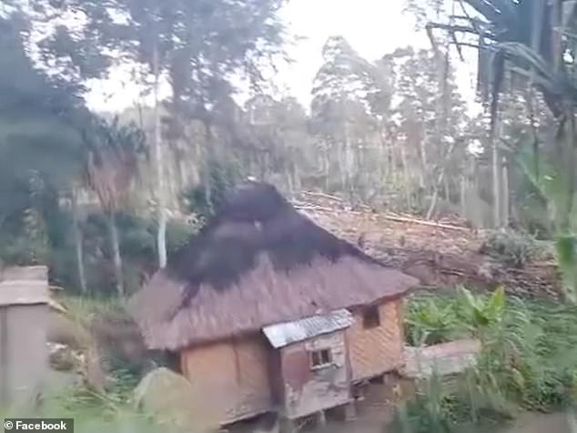 The landslide reportedly hit the village of Kaokalam in Enga province, about 600 km northwest of the South Pacific island capital of Port Moresby, around 3 a.m. local time on Friday.