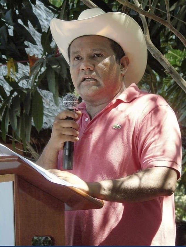 Authorities found the severed head of Aníbal Zuñiga, who was running for councilor of the Guerrero city of Coyuca de Benítez, on May 16 in Acapulco.