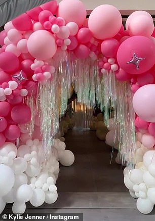 Balloon Extravaganza: The bash featured a number of colorful balloon entrances