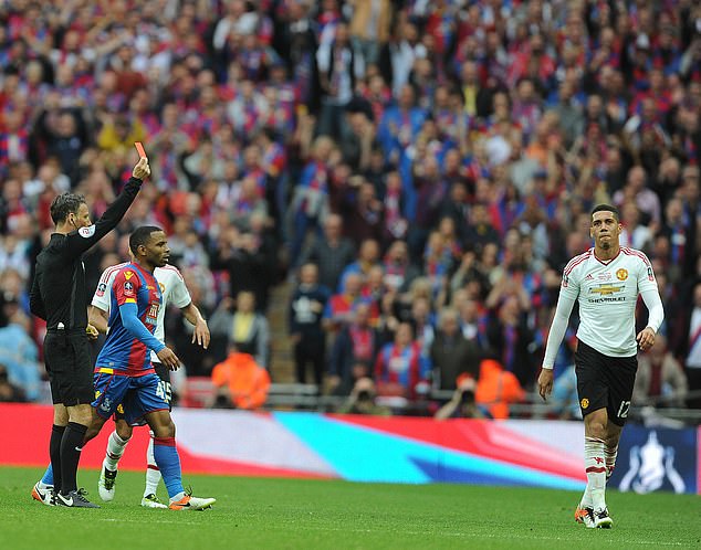 Chris Smalling became the first – and so far only – Englishman to be sent off in an FA Cup final