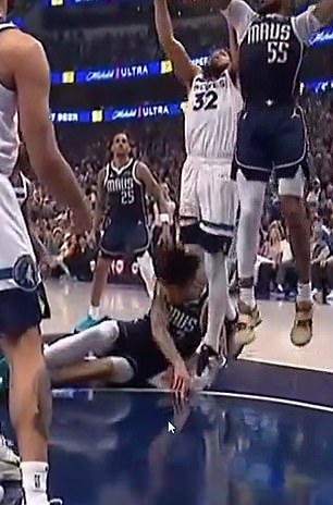 Karl-Anthony Towns accidentally kneed him