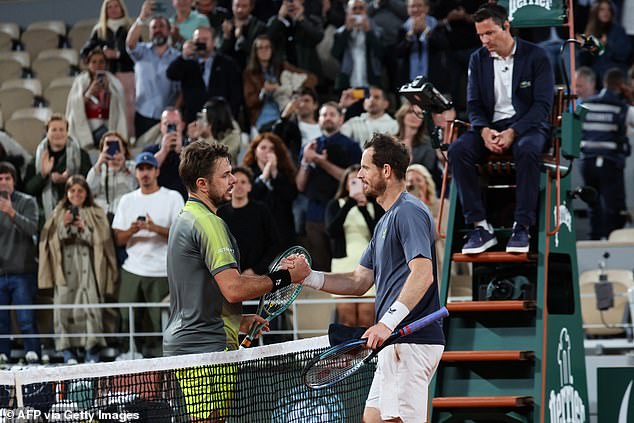 Stan Wawrinka handed Murray a 6-4 6-4 6-2 first round defeat under the lights