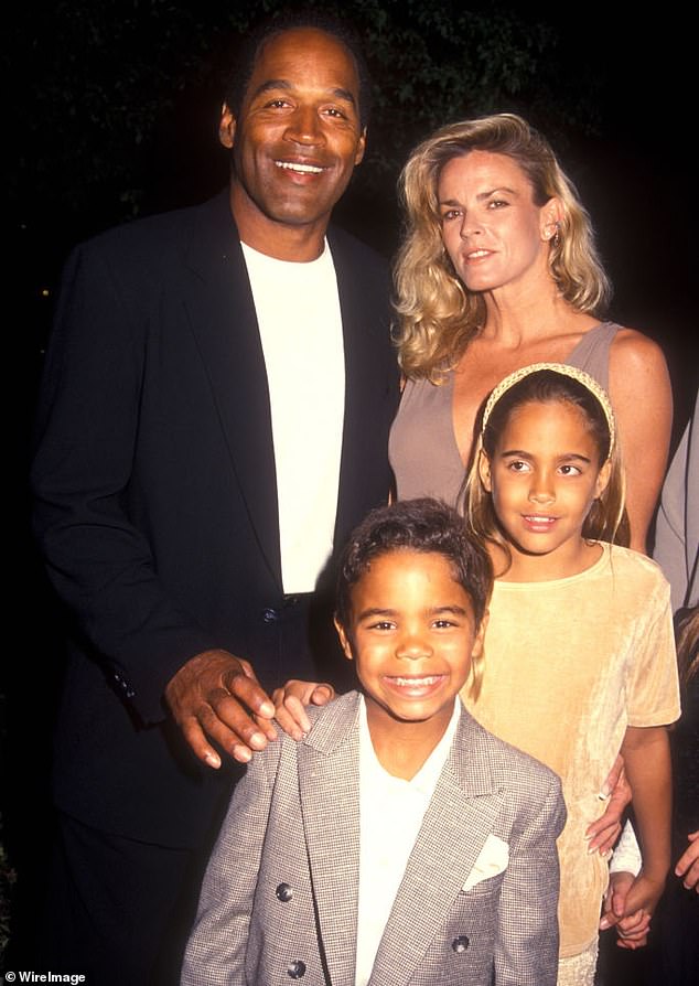 After tying the knot in 1985, Nicole and Oj had two children: Sydney, 38, and Justin, 35.