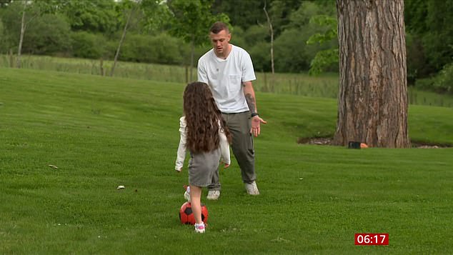 Wilshere (photo) and his daughter Siena playing football at their parental home