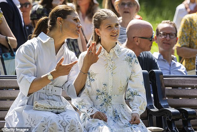 The park is called The Princess Estelle Sculpture Park in Djurgården, after the young princess (photo right)