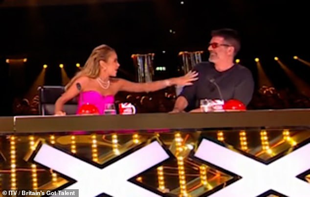 Chief Judge Simon Cowell and Amanda were involved in a lively dispute on Wednesday evening